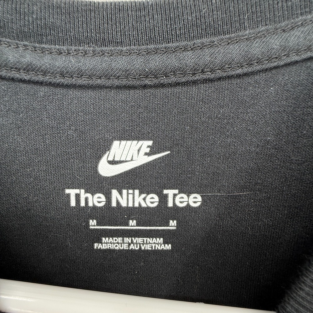 Nike Black Athletic Long Sleeve Men's Sz Medium‎ Unifying Through Sport Graphic - Picture 9 of 13